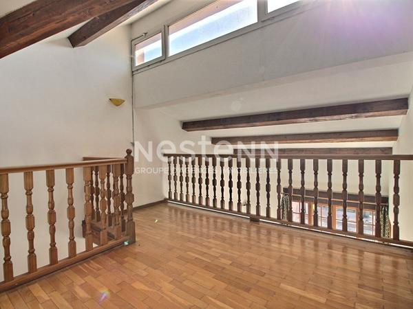 Maison de 160 m2 avec 4 chambres sur une parcelle de terrain de 1432 m2