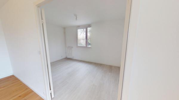 Appartement T4 - 86,5 m² - Rez-de-chaussée - Caucriauville