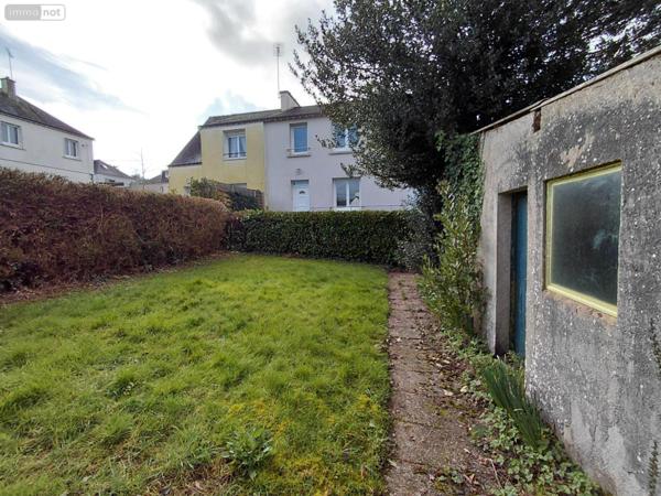 Maison individuelle à vendre à Pontivy dans le Morbihan (56300), ref : 063-476