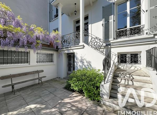 Maison à vendre 10 pièces 360 m² Asnières-sur-Seine