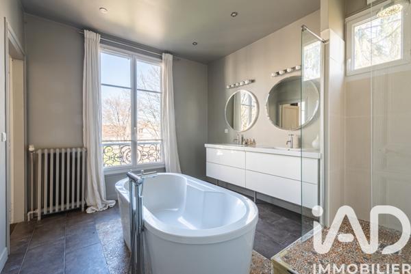 Maison à vendre 10 pièces 360 m² Asnières-sur-Seine