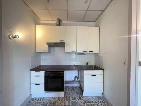 A LOUER - APPARTEMENT T3 CENTRE VILLE