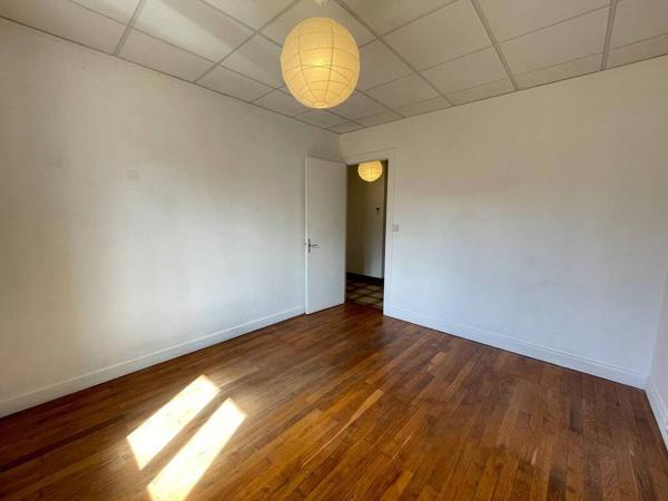 A LOUER - APPARTEMENT T3 CENTRE VILLE