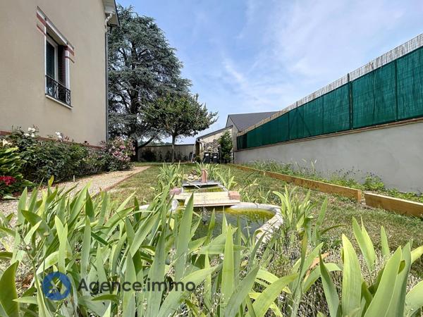 À vendre - Maison bourgeoise, 7 pièces située à Aubigné-Racan (72800)