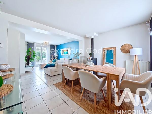 Maison à vendre 6 pièces 104 m² Lieusaint