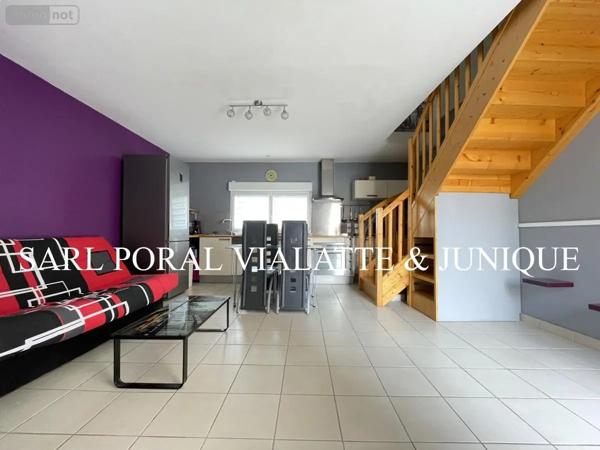 Location - Maison Ambérieu-en-Bugey 01500 2 pièces 47 m 2