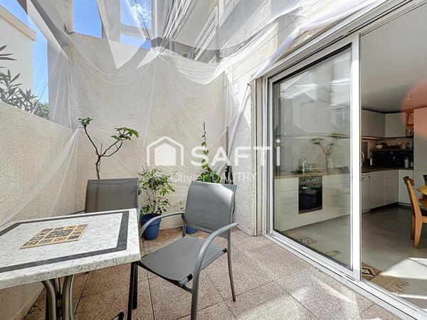 SPACIEUX T3 + TERRASSE EN PLEIN CENTRE VILLE