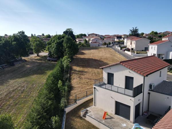 Maison à ECHALAS, 69700 - 6 pièces 162m²