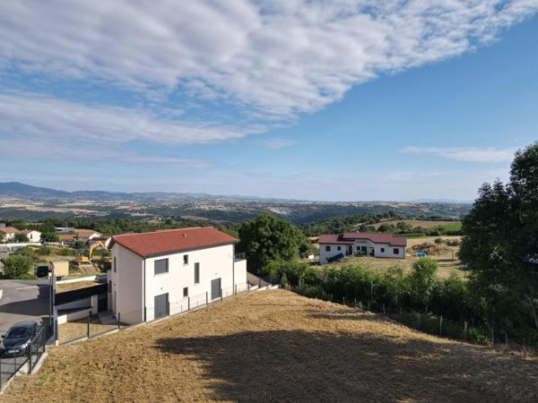 Maison à ECHALAS, 69700 - 6 pièces 162m²