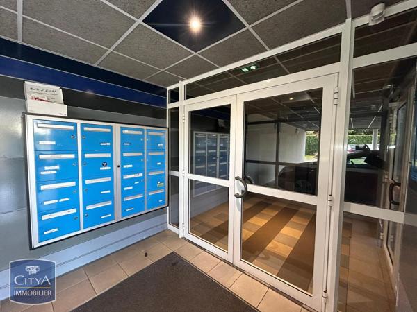 Appartement à louer 2 pièces 58.1m²