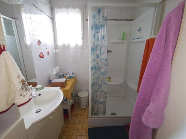 Maison de plain-pied .....