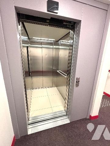 5 MN. GARE DE CHARTRES, 2 PIECES 44.76m² VUE DEGAGEE - LUMINEUX - PLACE DE PARKING EN SOUS-SOL