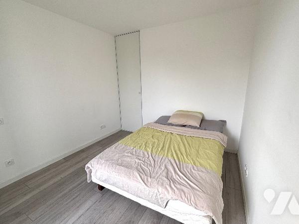 5 MN. GARE DE CHARTRES, 2 PIECES 44.76m² VUE DEGAGEE - LUMINEUX - PLACE DE PARKING EN SOUS-SOL