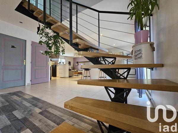 Maison traditionnelle 5 pièces de 125 m² à Puiseaux (45390)