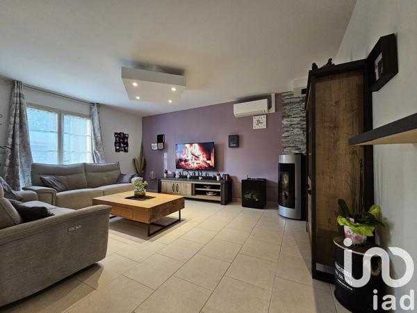 Maison traditionnelle 5 pièces de 125 m² à Puiseaux (45390)