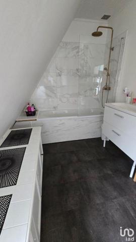 Maison à vendre 6 pièces 130 m² Montivilliers