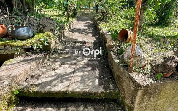 Maison à vendre    4 pièces •  Vallon-en-Sully