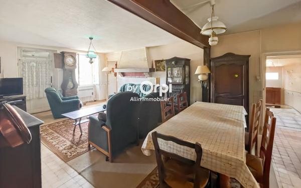 Maison à vendre    4 pièces •  Vallon-en-Sully