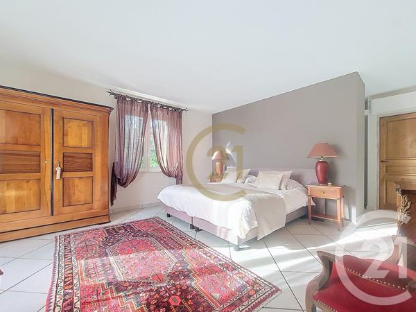 Maison à vendre  8 pièces - 264 m2 DRAGUIGNAN - 83