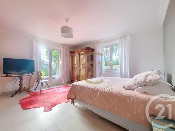 Maison à vendre  8 pièces - 264 m2 DRAGUIGNAN - 83