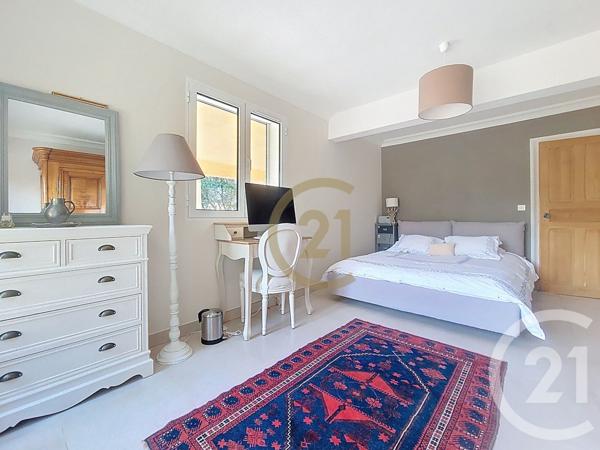 Maison à vendre  8 pièces - 264 m2 DRAGUIGNAN - 83