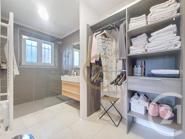 Maison à vendre  8 pièces - 264 m2 DRAGUIGNAN - 83