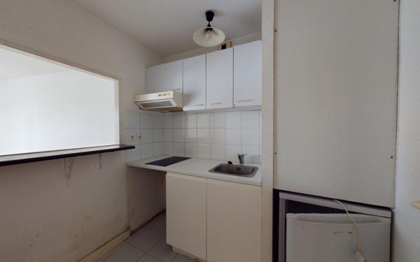 Appartement à vendre    1 pièce • 30 m2 Bordeaux