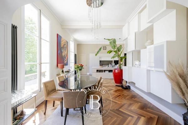 Léognan, Château 6 Chambres -  704 m² à vendre