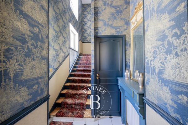 Léognan, Château 6 Chambres -  704 m² à vendre