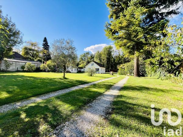 Maison traditionnelle 5 pièces de 91 m² à Le Malesherbois (45330)