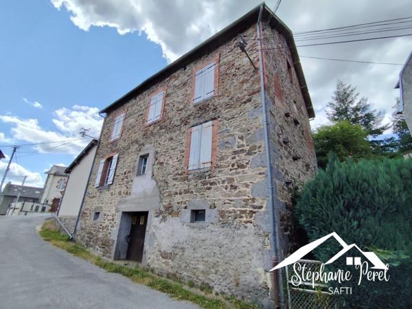 Maison à fort potentiel à La Courtine – Environnement calme et nature !