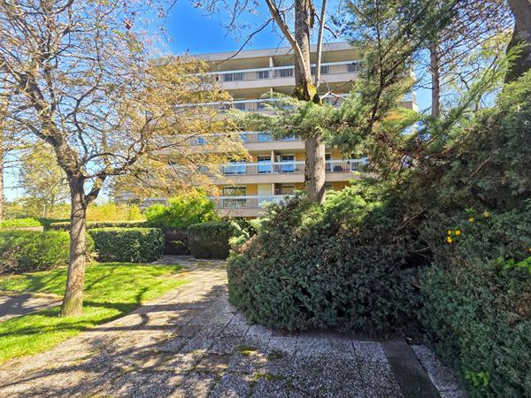 Appartement Verrieres Le Buisson 4 pièce(s)-