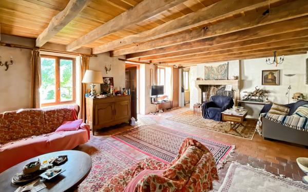 Maison à vendre    4 pièces •  Vallon-en-Sully