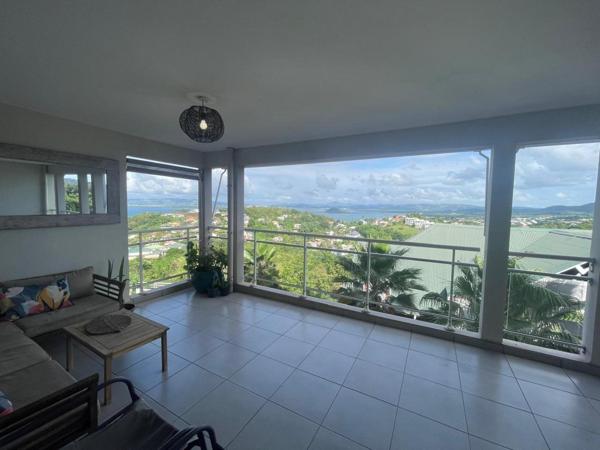 Appartement de standing T4 vue mer à Anse Mitan