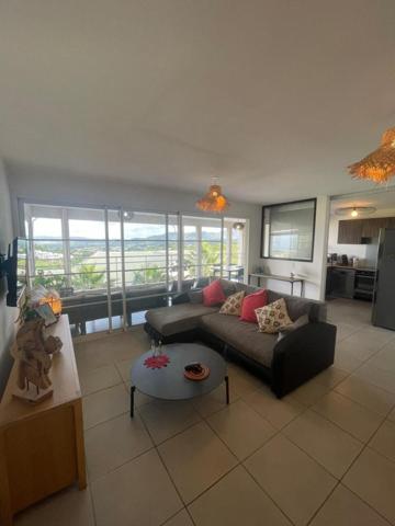 Appartement de standing T4 vue mer à Anse Mitan
