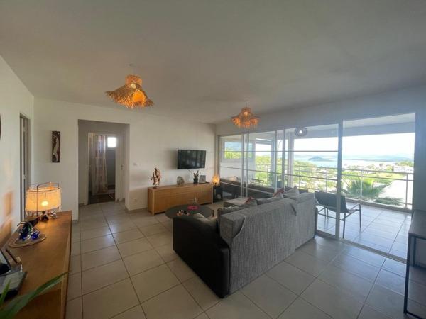 Appartement de standing T4 vue mer à Anse Mitan