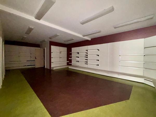 A LOUER - Local commercial de 168m² avec cave à Agen!