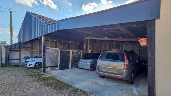 Superbe longère avec dépendances !