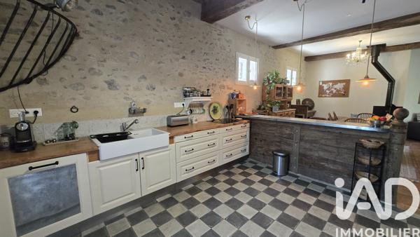 Maison à vendre 10 pièces 349 m² Ance Féas