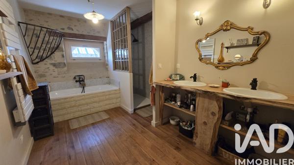 Maison à vendre 10 pièces 349 m² Ance Féas