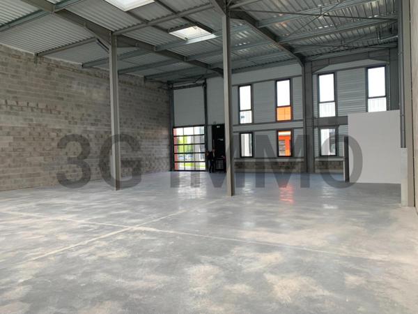 Location / Local Industriel / Bâtiment