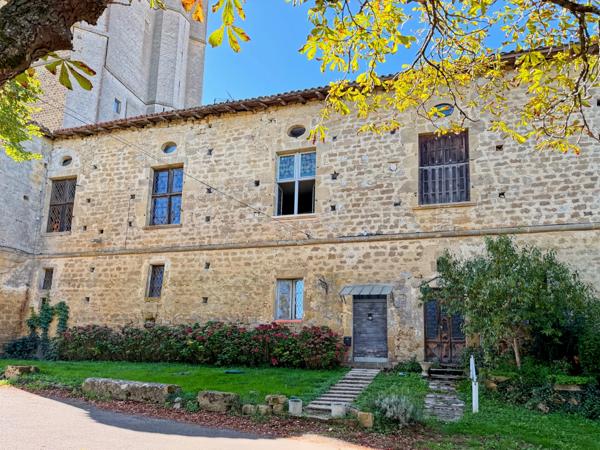 Dpt Gers (32), à vendre BASSOUES maison en pierre, 190 m2 avec jardin 5000 m2 et piscine