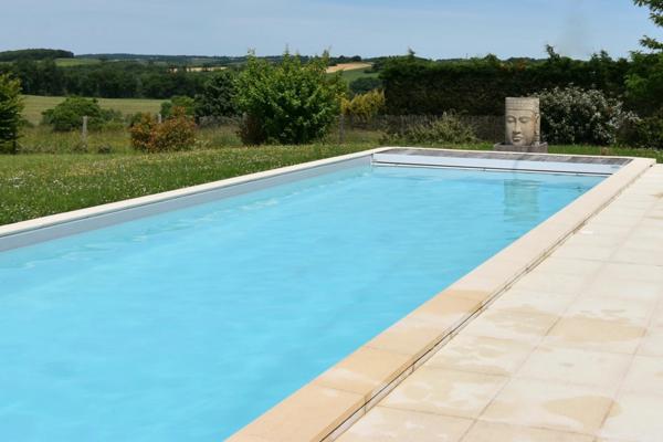 Dpt Gers (32), à vendre BASSOUES maison en pierre, 190 m2 avec jardin 5000 m2 et piscine