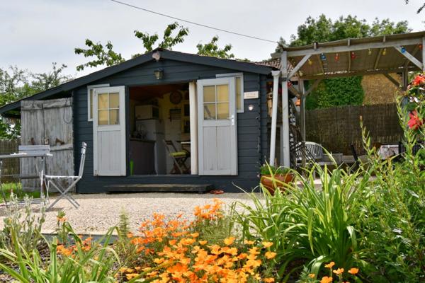 Dpt Gers (32), à vendre BASSOUES maison en pierre, 190 m2 avec jardin 5000 m2 et piscine