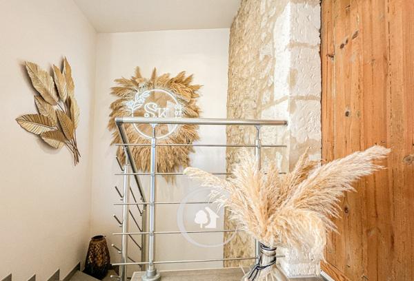 Saint-André-de-Cubzac (33240) BÂTISSE T6 - 5 CHAMBRES - PISCINE