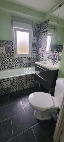 MAISON À LOUER DE 3 PIÈCES DE 69,00 M²