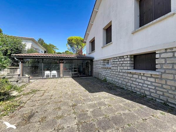 Maison 140 400 € Ruelle-sur-Touvre 5 p 116 m² DPE F