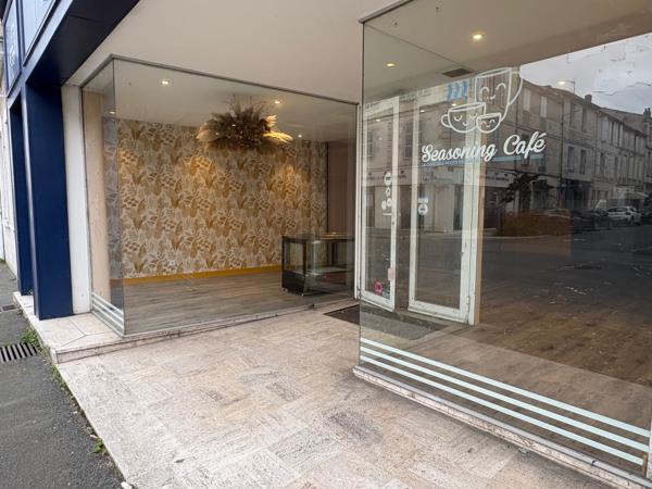 Local commercial 5 pièce(s) 175 m²