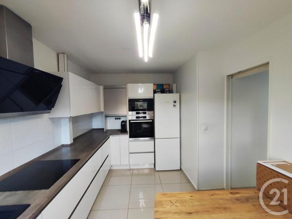 Appartement T5 à vendre  5 pièces - 76,88 m2 BRON - 69
