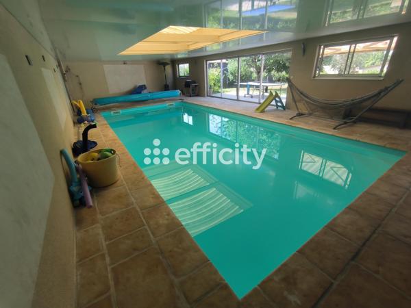 Maison 6 pièces - 211 m²